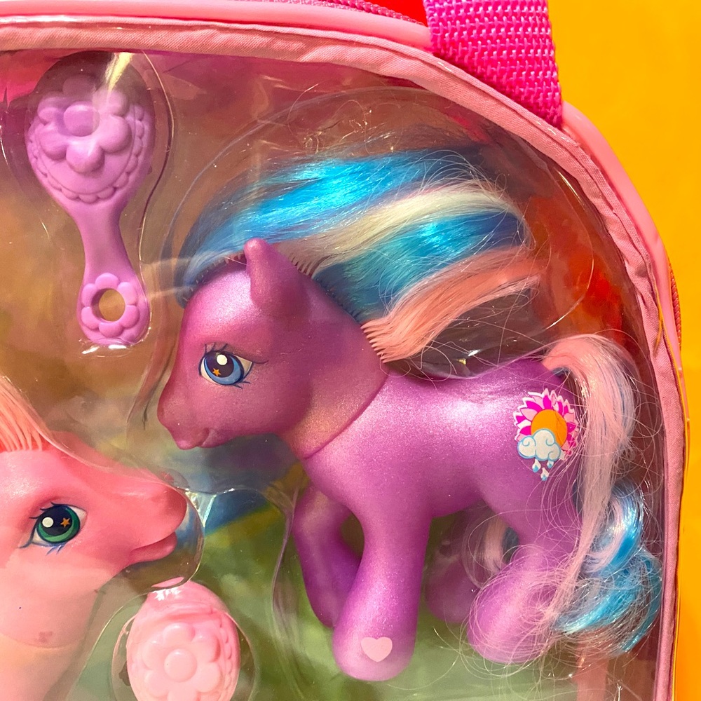 MY LITTLE PONY G3 NWT VTG 2004 SUNSHOWER & LUAU PONIES w/PRETTY VINYL CARRY CASE - Picture 6 of 14